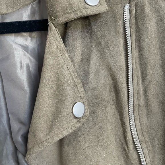 Missguided army green suede jacket (2) - Picture 5 of 5